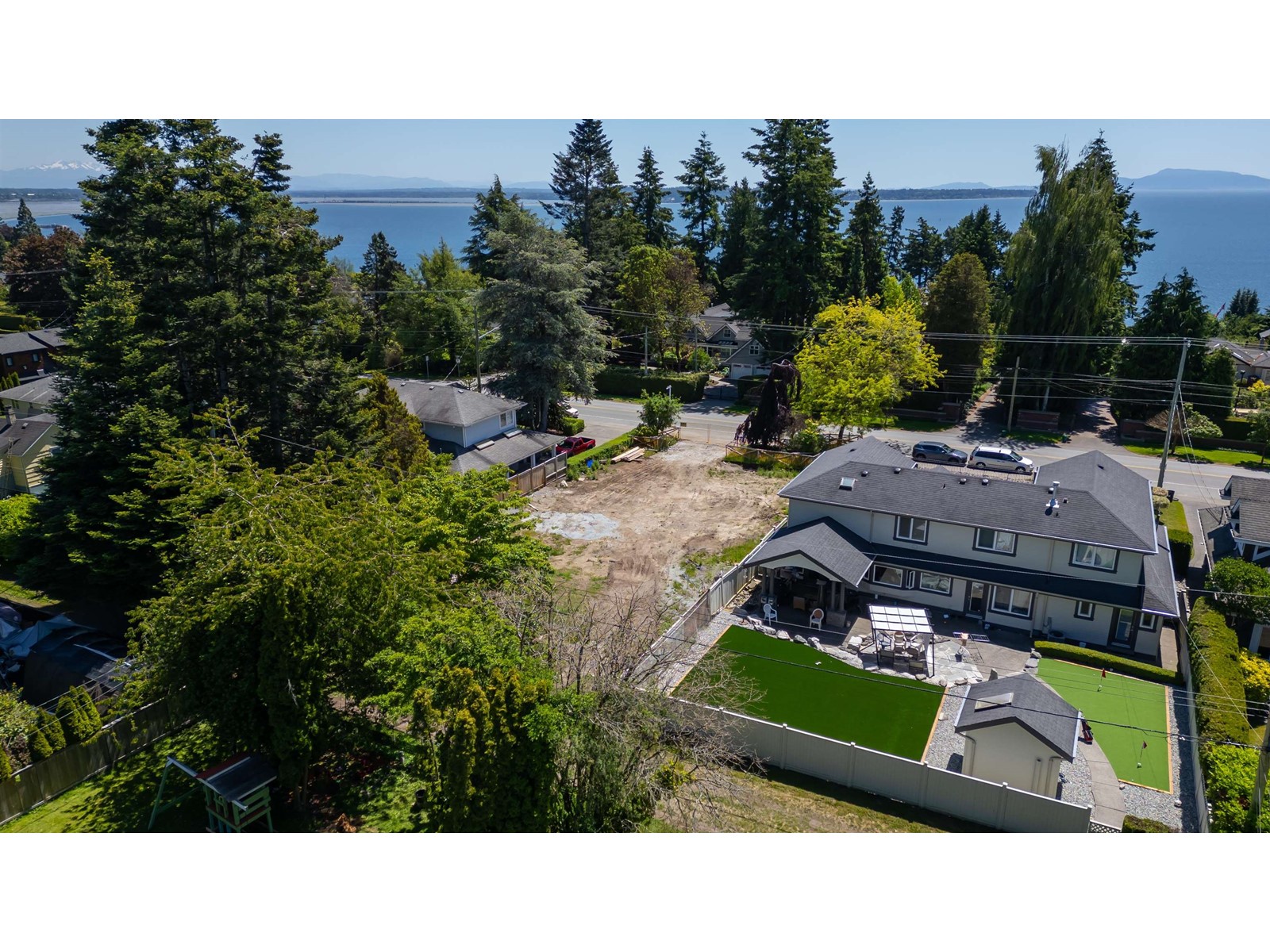 13881 Marine Drive, White Rock, BC V4B1A3 Photo 17