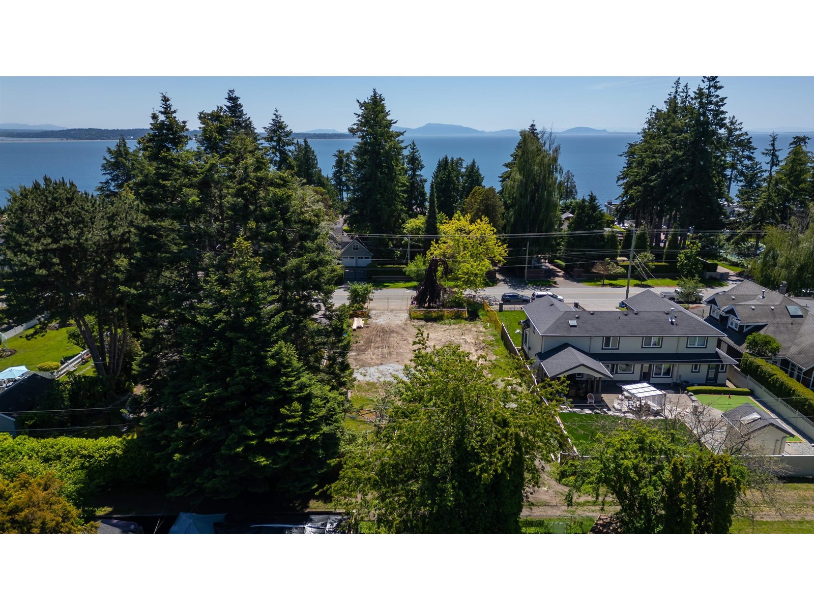 13881 Marine Drive, White Rock, BC V4B1A3 Photo 20