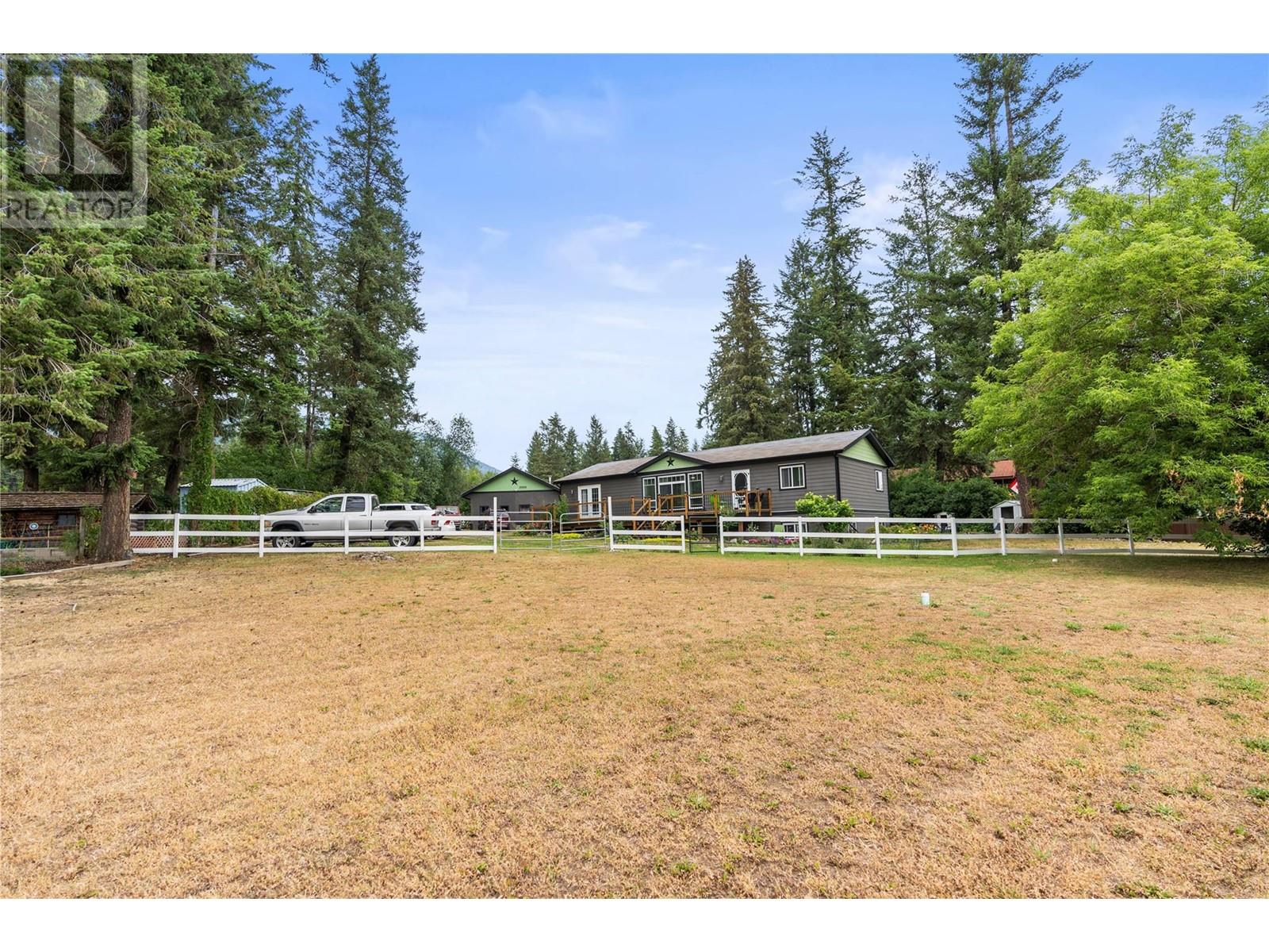 272 Lumby Mabel Lake Road, Lumby, BC V0E2G5 Photo 37