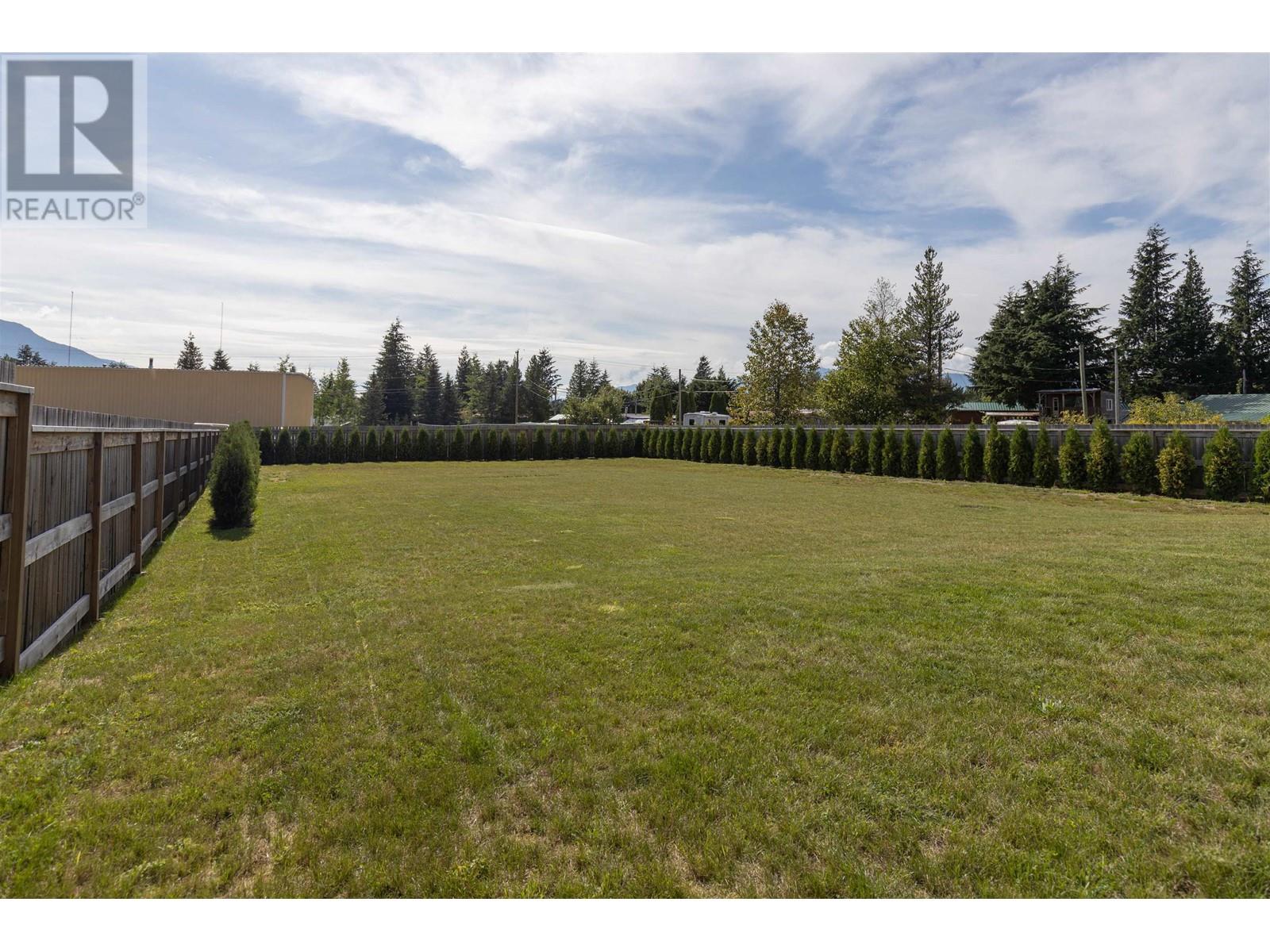 3569 Newell Avenue, Terrace, BC V8G5A7 Photo 16