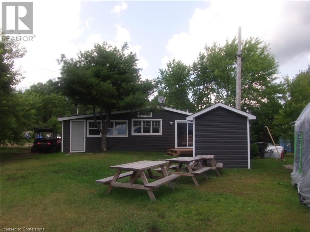 26797 Highway 60 Highway Unit Cottage A, Madawaska, ON K0J2M0 Photo 9