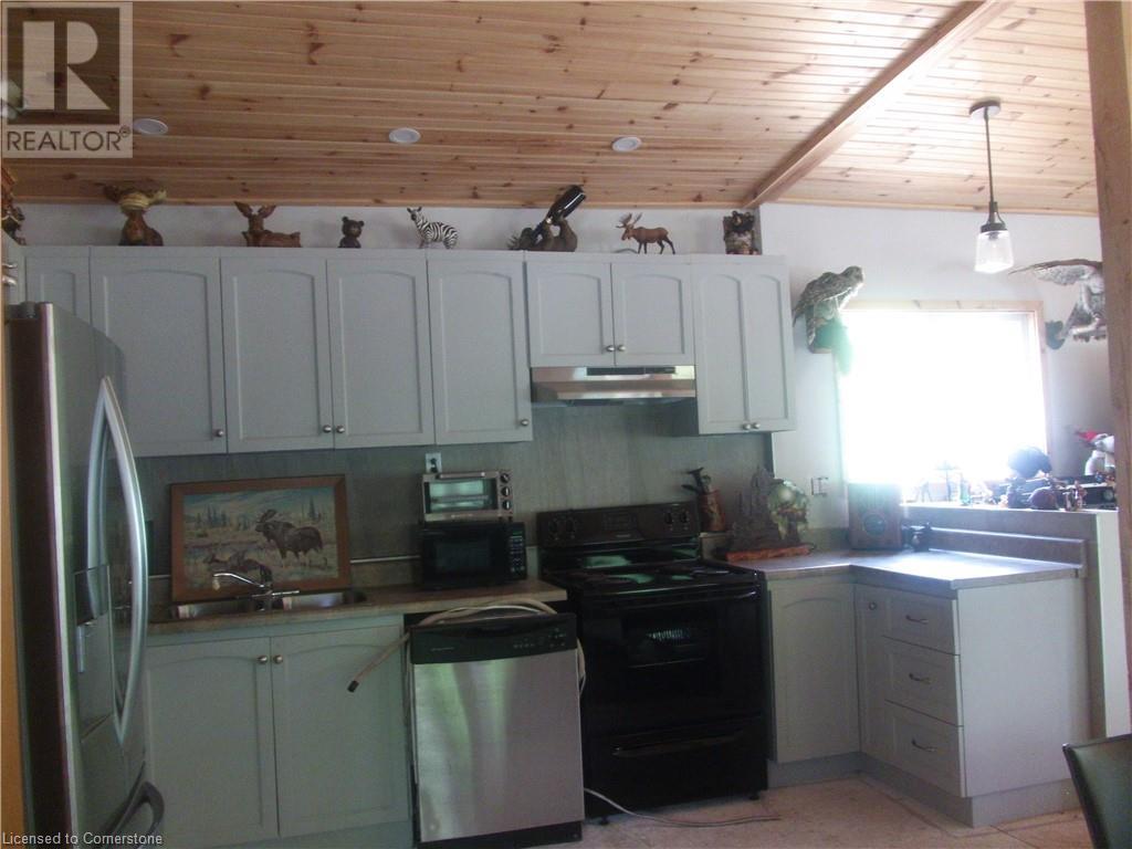 26797 Highway 60 Highway Unit Cottage A, Madawaska, ON K0J2M0 Photo 17