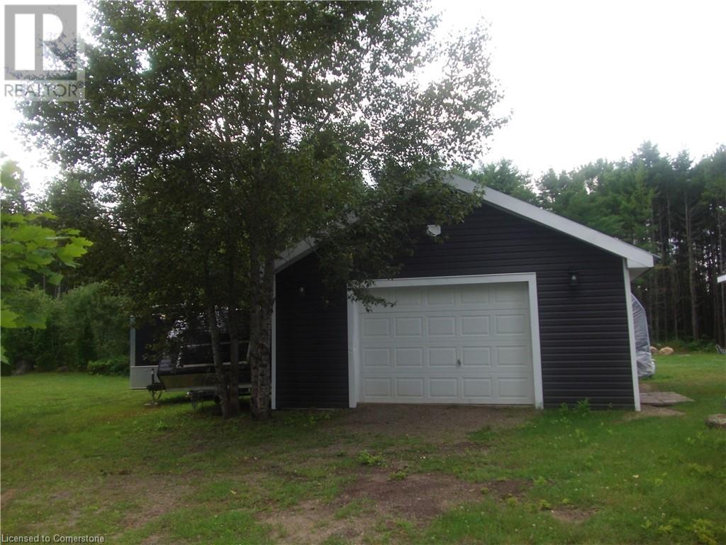 26797 Highway 60 Highway Unit Cottage A, Madawaska, ON K0J2M0 Photo 6