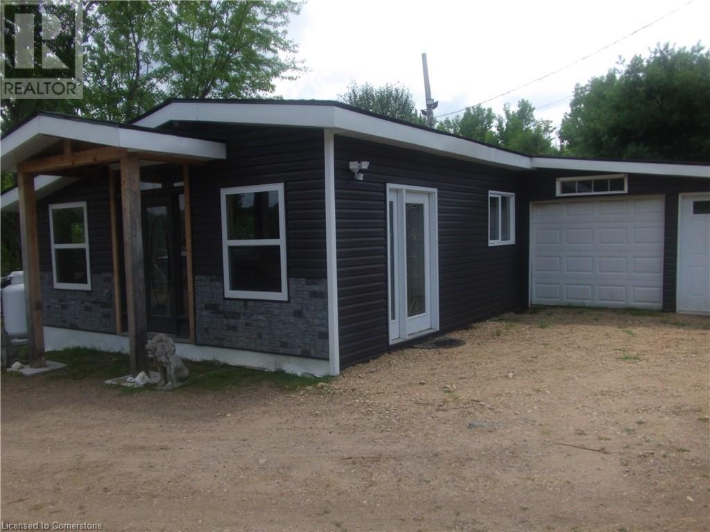 26797 Highway 60 Highway Unit Cottage A, Madawaska, ON K0J2M0 Photo 4