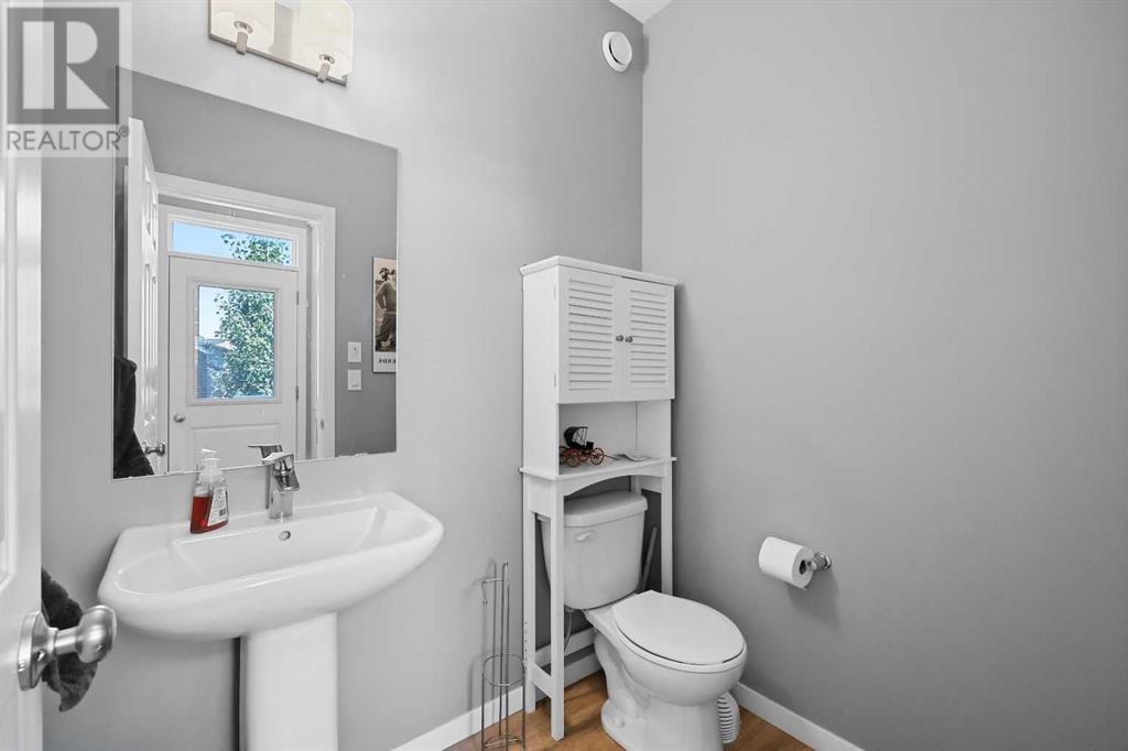 3pc Bathroom - 222 Vista Drive, Crossfield, AB T0M0S0 Photo 14