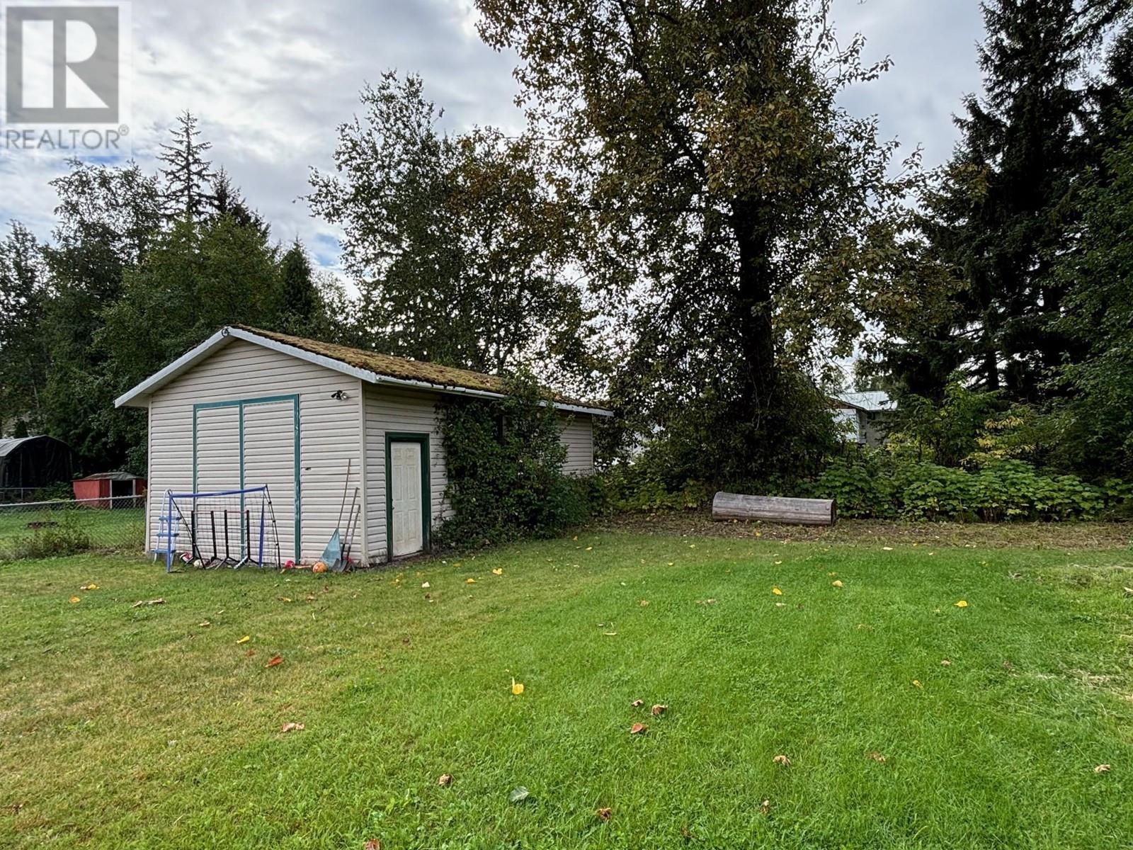 5113 Medeek Avenue, Terrace, BC V8G1C9 Photo 17