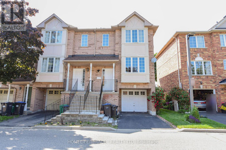 06 80 Acorn Place, Mississauga