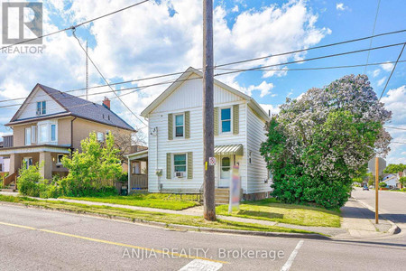 1 22 Elm Street, Oshawa Central