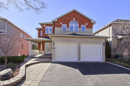 10 Bilberry Cres, Richmond Hill