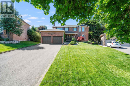 10 Brookbank Court, Brampton Heart Lake East