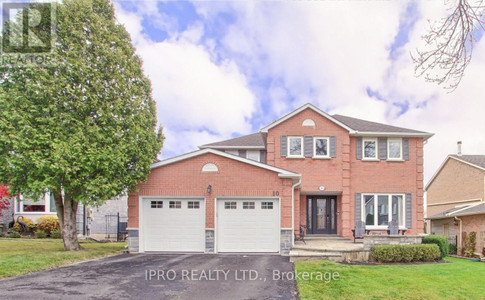 10 Delayne Drive, Aurora