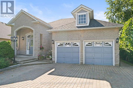 10 Kilmarnoch Avenue, Vaughan Maple