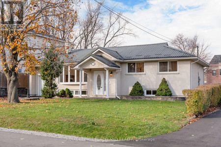 10 Lancer Drive, Vaughan Maple