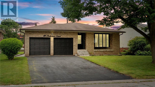 10 Mottistone Court, Brantford