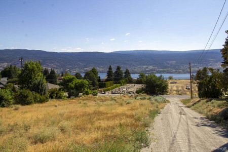 10002 Giants Head Road Lot, Summerland