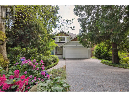 1005 W Keith Road, North Vancouver