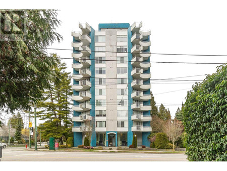 101 4691 W 10th Avenue, Vancouver