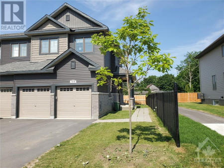 1018 Cedar Creek Drive, Ottawa