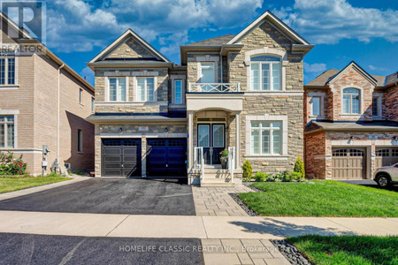 102 Avanti Crescent, Hamilton Waterdown