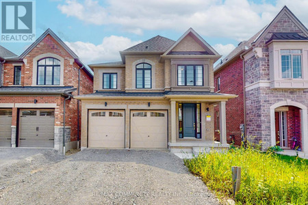 102 Deer Ridge Crescent, Whitby