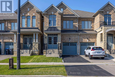 102 Little Britain Crescent, Brampton Bram West