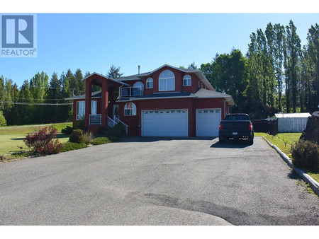 102 S Coach Road, Quesnel