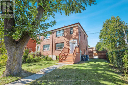 102 Stanley Avenue, Toronto Mimico