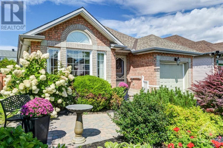 1027 Como Crescent, Ottawa