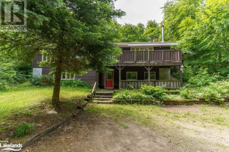 1028 Old 117 Highway, Baysville