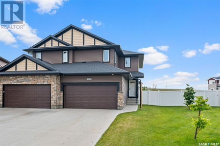 1035 Kolynchuk Crescent, Saskatoon