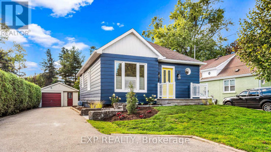 1036 Cedarwood Place, Burlington