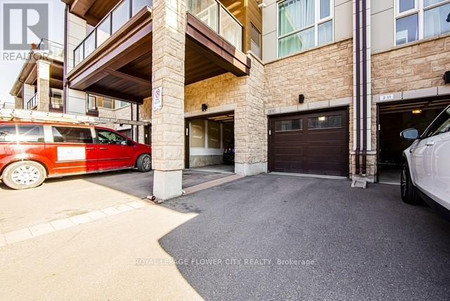 104 2370 Khalsa Gate, Oakville West Oak Trails