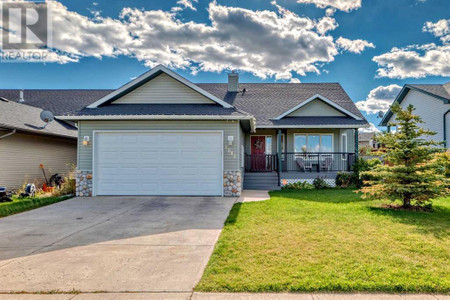 1043 Carriage Lane Drive, Carstairs