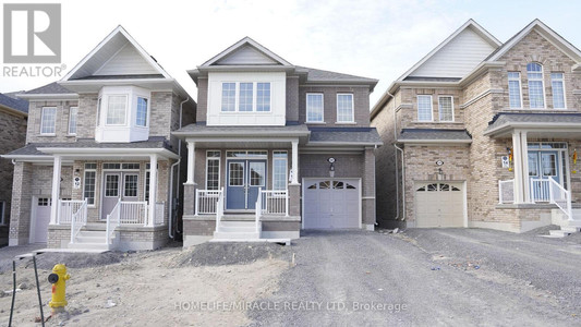 1047 Matthew Murray Crescent, Oshawa Taunton