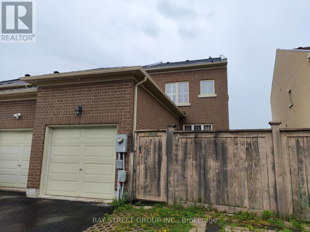 10489 Woodbine Avenue, Markham