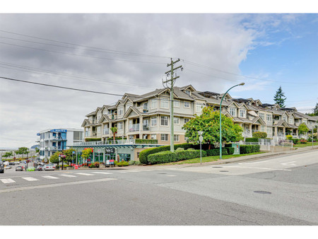 105 15621 Marine Drive, White Rock