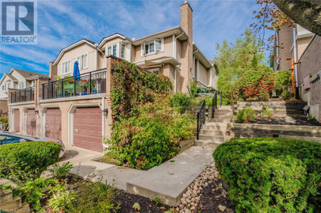 106 Woodlawn Road E Unit 3, Guelph