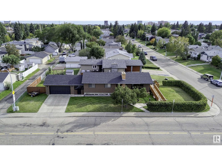 10635 36 A Av Nw Nw, Edmonton