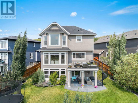 107 Cranbrook Hill Se, Calgary