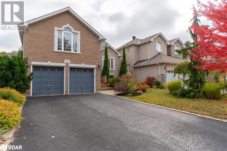 107 Cumming Drive, Barrie