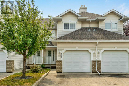 108 26 Westlake Glen, Strathmore