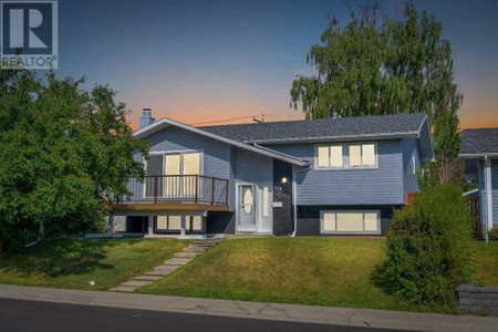 108 Whiteview Road Ne, Calgary