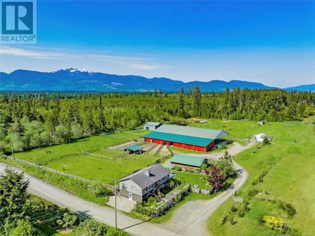 1080 Pillar Rd, Qualicum Beach