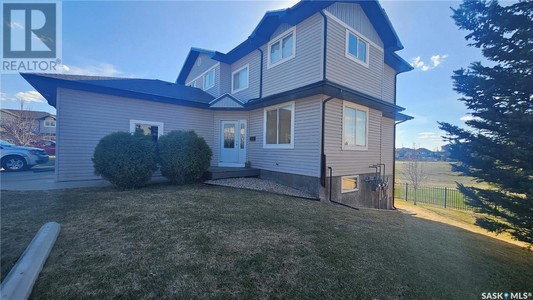 109 119 Hampton Circle, Saskatoon