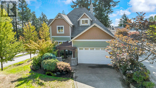 109 945 Bear Mountain Pkwy, Langford