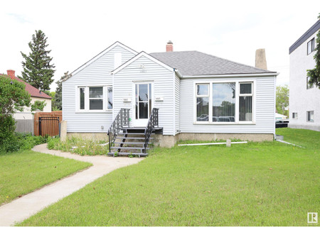 10923 109 St Nw Nw, Edmonton