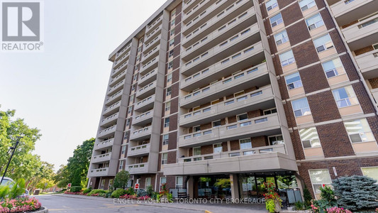 1110 50 Inverlochy Boulevard, Markham Royal Orchard