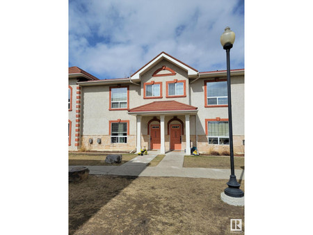 112 13825 155 Av Nw, Edmonton