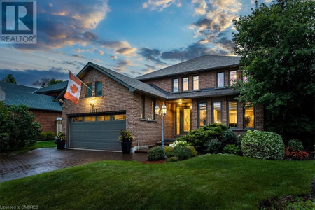 1121 Manor Road, Oakville