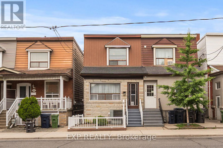 Living room - 1124 Dufferin Street, Toronto, ON M6H4B6 Photo 1